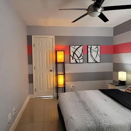 K - Fully Remodeled And Professionally Decorated Las Vegas Exterior foto